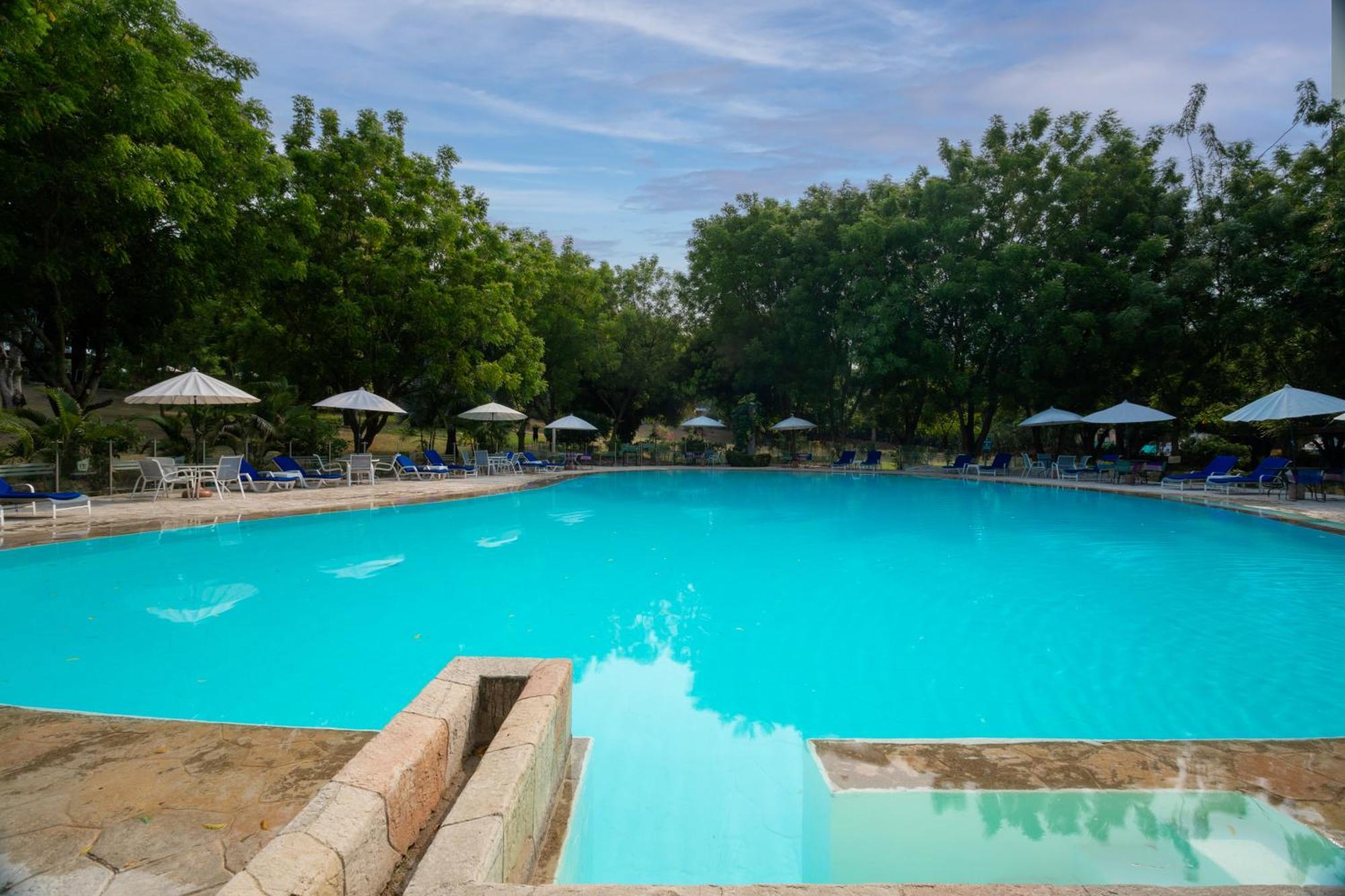Ghl Hotel Club El Puente Girardot Eksteriør billede